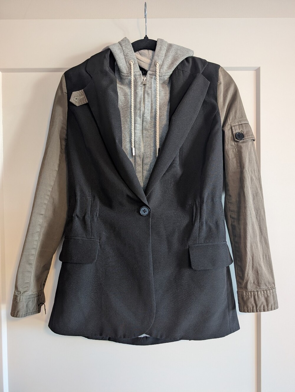 VICI Detachable Hooded Blazer Jacket